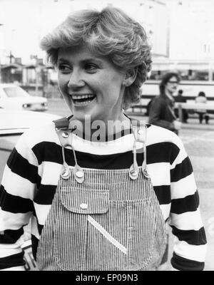 Schlagersängerin Gitte Haenning Heute ist zu Gast bei Häsen Cäsar in der ARD Kinderserie Spaß muß sein am 07.05.1979. Foto Stock