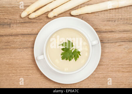 Zuppa di asparagi Foto Stock