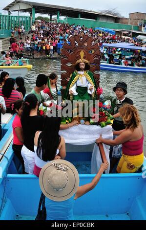 Festival del giorno di San Pedro e El Señor del Mar ( Signore del mare ) in PUERTO PIZARRO. Dipartimento di Tumbes .PERÙ Foto Stock