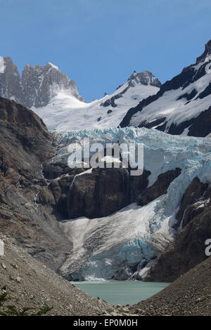 Piedras Blancas ghiacciaio e il lago di Monte gamma Fitz Roy parco nazionale Los Glaciares Patagonia Argentina Foto Stock