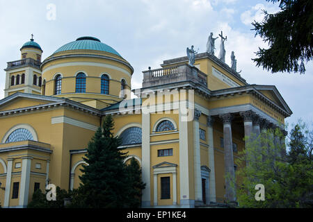 Basilica o nella cattedrale di Eger, la seconda più grande chiesa cattolica in Ungheria Foto Stock