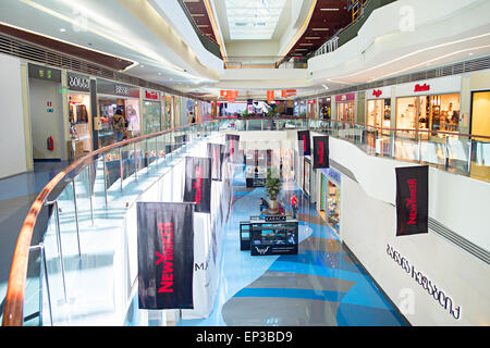 Tbilisi Mall - il più grande centro commerciale per lo shopping nel Caucaso meridionale. Foto Stock