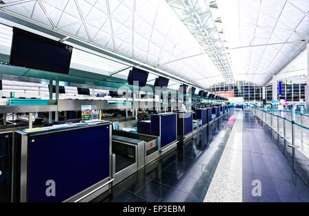 Aeroporto al banco check-in, hong kong Foto Stock