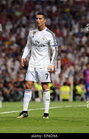 Madrid, Spagna. 13 Maggio, 2015. CRISTIANO RONALDO del Real Madrid CF è visto durante la UEFA Champions League semi finale seconda gamba match tra il Real Madrid CF e la Juventus al Santiago Bernabeu Stadium in Madrid, Spagna. Credito: James Gasperotti/ZUMA filo/Alamy Live News Foto Stock