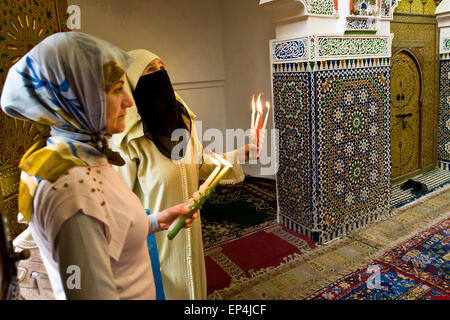 Il Marocco, Fes, Moulay Idriss II mosque Foto Stock