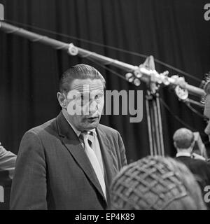 Filmaufnahmen zu der Verfilmung der Oper "Gianni Schicchi" von Giacomo Puccini di Amburgo, Deutschland 1960er Jahre. La produzione di t Foto Stock