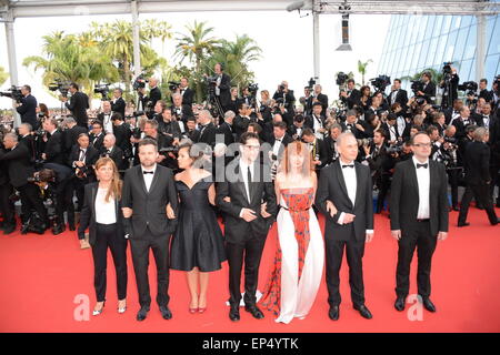 Cannes, Francia. 13 Maggio, 2015. Sabine Azema e la giuria della fotocamera d'o. Credito: Federico Injimbert/ZUMA filo/Alamy Live News Foto Stock