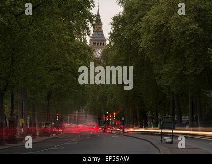 Big Ben Londra [orologio] [sentieri di luce]. Credito: lee ramsden / alamy Foto Stock