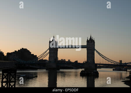 Il Tower Bridge di Londra, sul fiume Tamigi. Credito: lee ramsden / alamy Foto Stock