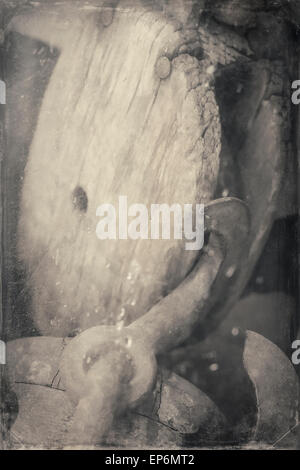 Puleggia di antiquariato closeup vintage in bianco e nero fotografia stilizzata Foto Stock