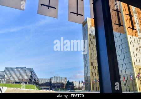Golden Twin Towers e la Commissione europea si vede dalla Corte di giustizia dell'Unione europea, a Kirchberg, Lussemburgo Foto Stock