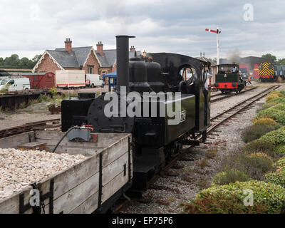 Baldwin vintage locomotiva a vapore sul Golden Valley Light Railway, vicino a Ripley, Derbyshire, Regno Unito Foto Stock