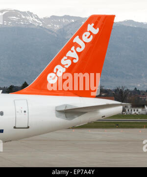 Easyjet pinna di coda A319 pinna di coda con logo Foto Stock