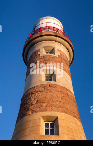 Roker Pier e il faro, Sunderland, Tyne and Wear. Foto Stock