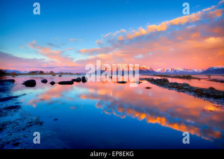 Paesaggio urbano Singapore al tramonto Foto Stock