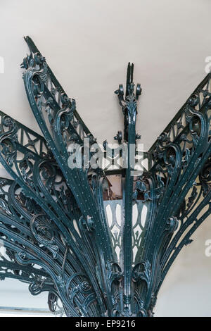 Dettaglio del ferro battuto, cileno il Museo Nazionale delle Belle Arti (Museo Nacional de Bellas Artes o MNBA), Santiago del Cile Foto Stock
