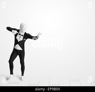 Funny guy nel corpo morphsuit suit guardando lo spazio di copia Foto Stock