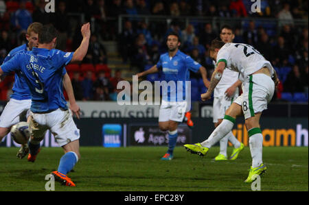 Perth, Scozia. 15 Maggio, 2015. Premiership scozzese. St Johnstone versus celtico. Leigh Griffiths germogli Credito: Azione Sport Plus/Alamy Live News Foto Stock