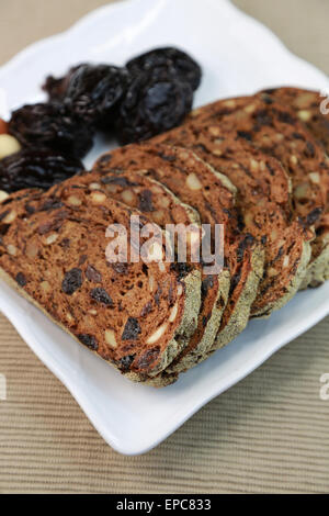 Pane all'uvetta Foto Stock