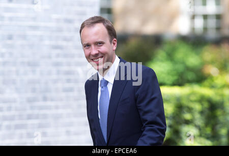Matthew Hancock,il Ministro per l'ufficio di gabinetto e Pmo generale,arriva al numero 10 di Downing Street per una riunione del gabinetto Foto Stock