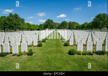 Hooge cratere cimitero militare Foto Stock