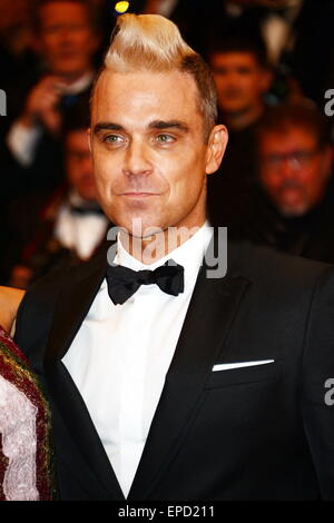 Cannes, Francia. 14 Maggio, 2015. CANNES, Francia - 16 Maggio: Robbie Williams assiste " Il mare di alberi 'Premiere durante la 68annuale di festival di pellicola di Cannes il 16 maggio 2015 a Cannes, Francia. Credito: Federico Injimbert/ZUMA filo/Alamy Live News Foto Stock