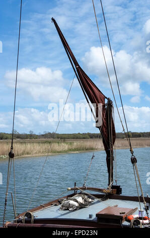 Chiatta a vela vela e armamento Foto Stock