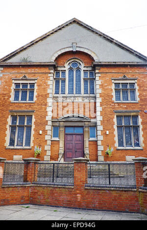 La Chiesa in High Street Rushden Northamptonshire REGNO UNITO Foto Stock