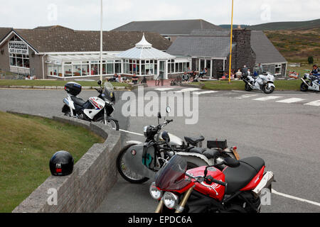 La ponderosa café al vertice del ferro di cavallo passano nelle vicinanze del Llangollen, il Galles del nord, molto utilizzati dai motociclisti Foto Stock