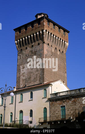 Italia, Veneto, Vicenza, porta Castello, torre del castello Foto Stock