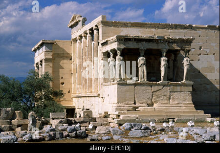 Grecia, Atene, Acropoli, Eretteo, Cariatidi Foto Stock