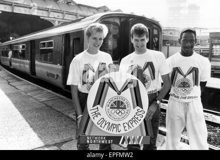 Manchester Olympic Bid per i Giochi del 1996, 16 luglio 1990. Le Olimpiadi in treno fino a Blackpool. Foto Stock