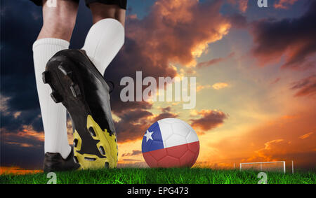 Immagine composita di scarpa da calcio calci cile sfera Foto Stock