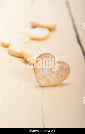 A forma di cuore san valentino frollini cookies Foto Stock