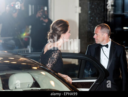 Royal Variety Performance tenutasi al Teatro Palladium - Arrivi con: Catherine,la Duchessa di Cambridge dove: Londra, Regno Unito quando: 13 Nov 2014 Credit: Daniel Deme/WENN.com Foto Stock