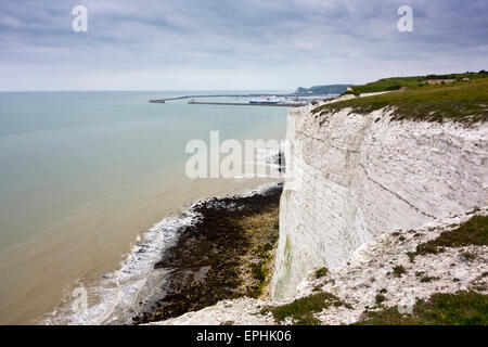 Le Bianche Scogliere di Dover Foreland South COAST PATH Sentiero costiero Foto Stock