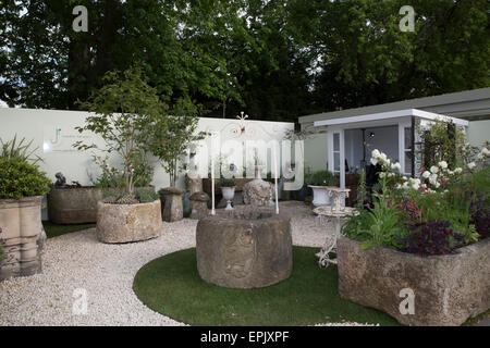 A Chelsea, Londra, Regno Unito. 19 Maggio, 2015. Un giardino al Chelsea Flower Show 2015. Credito: Keith Larby/Alamy Live News Foto Stock