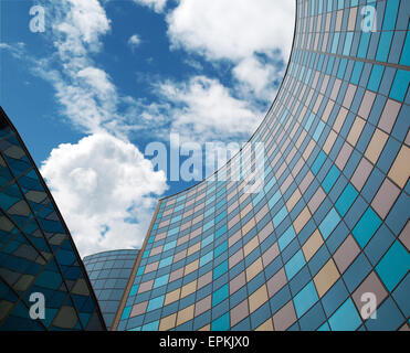 Edificio contro il cielo Foto Stock