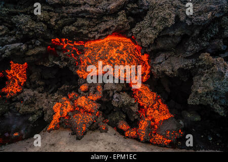 Lava incandescente flusso, Holuhraun eruzione fissurale, Vulcano Bardarbunga, Islanda Foto Stock