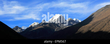 Lobuche East mountain, campo base Everest trek, Parco Nazionale di Sagarmatha, Sito Patrimonio Mondiale dell'UNESCO, Solu-Khumbu distretto, Foto Stock