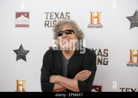 San Antonio, Texas, Stati Uniti d'America. 18 Maggio, 2015. Il leggendario cantante Jose Feliciano in anteprima della storia la visualizzazione del canale di salita del Texas di San Antonio, in Texas, il 18 maggio 2015. Foto Stock