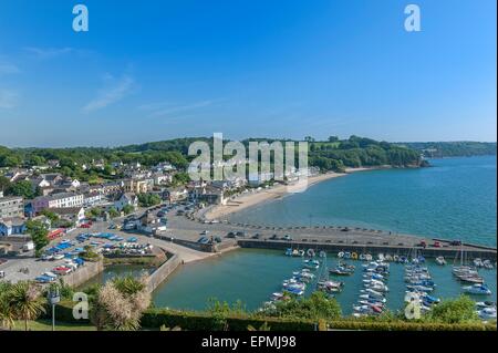 Saundersfoot località balneare visto da St Brides Spa Hotel. Pembrokeshire. Il Galles. Cymru. Regno Unito. Foto Stock