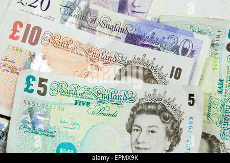 Regno Unito cinque, dieci e venti Pound note vista anteriore- sfondo di denaro Foto Stock