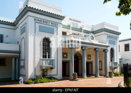 Town Hall, Main Street, Somerset West, Helderberg distretto, Cape Peninsula, Provincia del Capo occidentale, Repubblica del Sud Africa Foto Stock