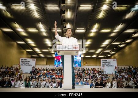 19 maggio 2015 - Pedro Sanchez, segretario generale del socialista spagnolo Workers' Party (PSOE) offre un discorso durante la PSC centrali del rally della campagna per le elezioni municipali in Barcelona © Matthias Oesterle/ZUMA filo/ZUMAPRESS.com/Alamy Live News Foto Stock