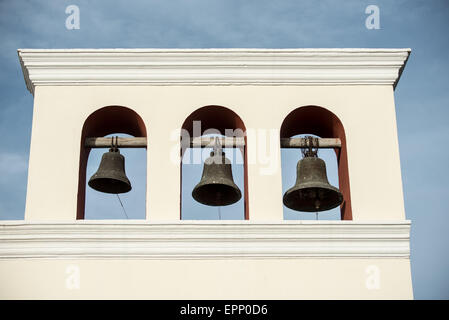 GRANADA, Nicaragua — il Centro Cultural Convento San Francisco, situato a un paio di isolati dal Parque Central di Granada, è dedicato alla storia della regione. Foto Stock