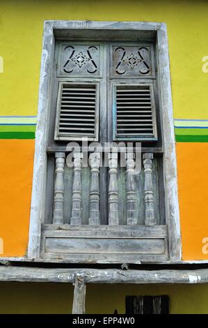 Balcone a San Juan de la Virgen . Dipartimento di Tumbes .PERÙ Foto Stock