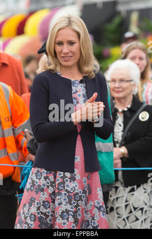 RHS Chelsea Flower Show, BBC presenter Sophie Raworth Foto Stock