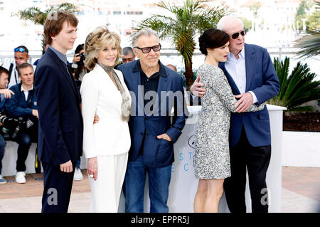 Paul Dano, Jane Fonda, Harvey Keitel, Rachel Weisz e Michael Caine durante la gioventu' photocall al 68esimo Festival del Cinema di Cannes il 20 maggio 2015/picture alliance Foto Stock