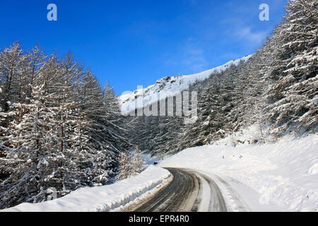 Montagna di Bwlch strada chiusa al traffico Foto Stock